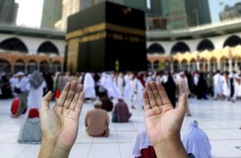 Muslim of islam praying hands